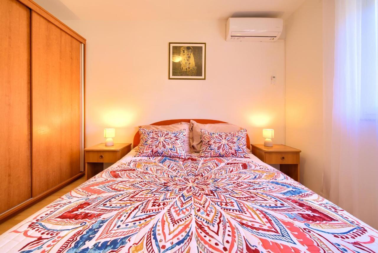 Apartman Noel Krk Town Dış mekan fotoğraf